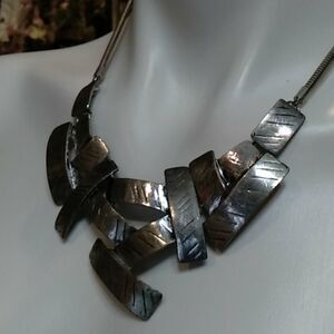 Jerollin  necklace  